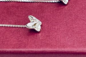 Серебряные Серьги- протяжки Сваровски - Описание