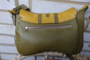 Сумка через плечо кожаная OLIVE - Описание