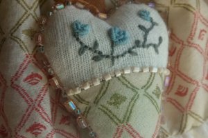 Тильда кукла ангел с сердцем. - Описание