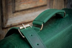 Кожаный мужской портфель. Мужская сумка для докумнтов  - Описание