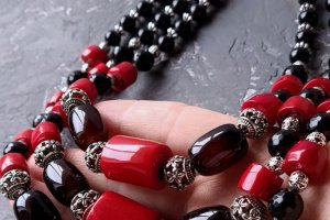 Роскошное ожерелье с огромными натуральными кораллами - Описание