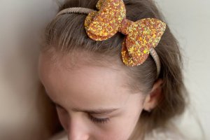 Обруч метелик оранжевий - Опис