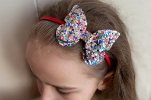 Обруч метелик кольоровий - Опис