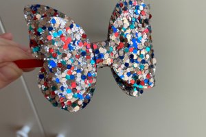 Обруч метелик кольоровий - Опис