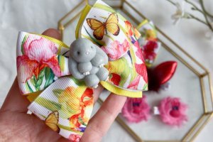 Набір з зайчиками заколки і резинки - Опис