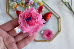 Набір з зайчиками заколки і резинки - Опис