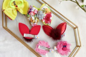 Набір з зайчиками заколки і резинки - Опис