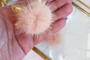 Набор из зайчиками заколки 11 - Описание