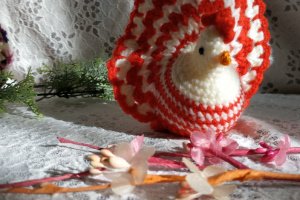 Курочка для пасхальных яиц .Декор к пасхи.Великодний декор - Описание