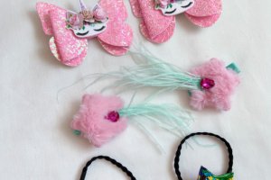 Набір з єдиророгами і зірками заколки  - Опис