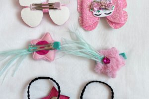 Набір з єдиророгами і зірками заколки  - Опис