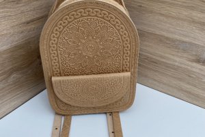 РЮКЗАК З НАТУРАЛЬНОЇ ШКІРИ "ТАЛІСМАН" ПУДРА - Опис