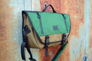 Месендежер, сумка для ноутбука Walker Green / Coyote - Описание