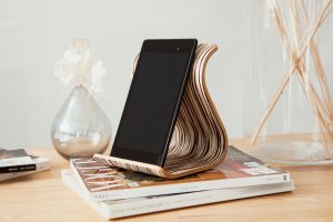 Дерев'яна підставка для планшета •Sign• Zebrawood white