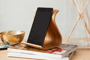 Робота Дерев'яна підставка для планшета •Sign• Zebrawood lightbrown