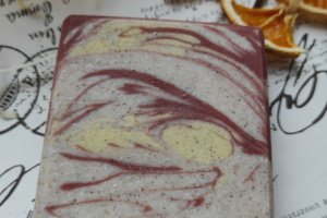 Робота Мило з червоною глиною