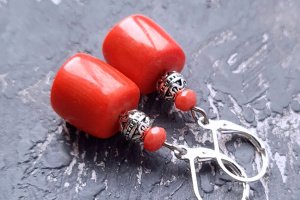 Браслет и серьги с натуральными лососевыми кораллами - Описание
