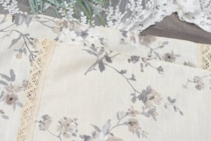 Серветка на кошик з мереживом 51 * 33 см. сірі квіти - Опис