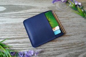 Кошелек зажим для денег с тиснением "Тризуб  вышиванка" кожа - Описание