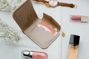 Женский мини-кошелек ручной работы - Описание