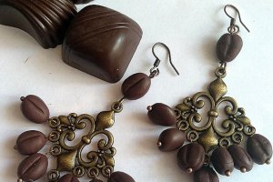 Винтажные серьги с кофе на античной бронзовой фурнитуре