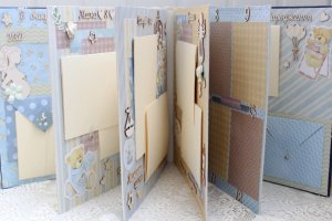 Великий скрапбукінг альбом для малюка на 1 рік життя - Опис