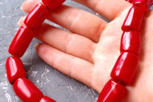 Ожерелье из огромных натуральных кораллов под старинное - Описание