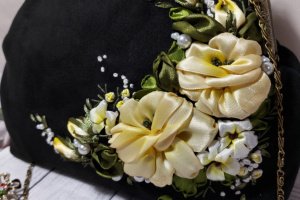 "Ніжні троянди" - Опис