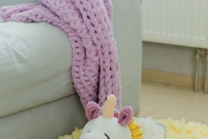 Коврик в детскую комнату из Alize Puffy - Описание