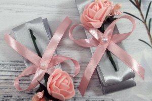 Оригинальные бутоньерки для гостей - Описание