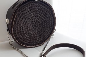 Круглая сумочка "Бохо" коричневая - Описание