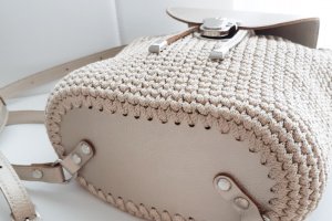 Золотий рюкзак - Опис