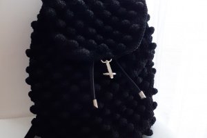 Рюкзак с узором "шишечки" черный - Описание