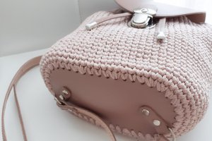 Рюкзак с классическим узором розовая пудра - Описание