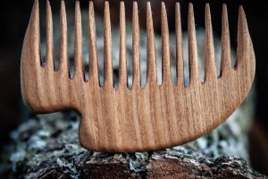 Гребень из дерева - Описание
