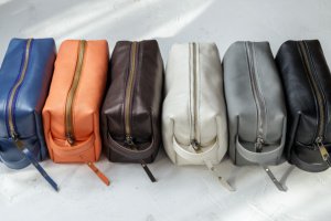 Синий Кожаный Несессер Для Косметики - Описание