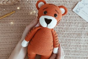 Работа игрушка Тигр