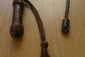 шкіряний батіг - ІНШІ РОБОТИ