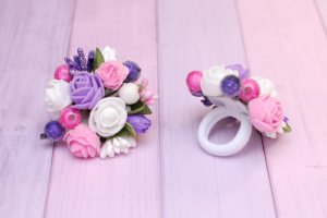 Гумки з квітами біло-рожево-фіолетові - Опис