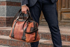 Шкіряний чоловічий саквояж, Ділова чоловіча сумка - Опис