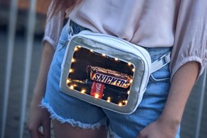 Поясная сумка с подсветкой - Описание