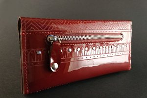 Кожаный бордовый кошелек - Описание