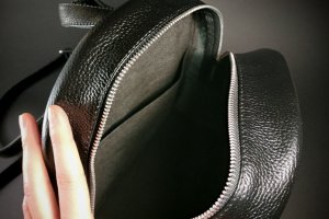 Кожаный рюкзак с макраме - Описание