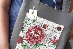 Шопер и косметичка с цветочным принтом - Описание