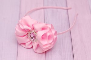 Обруч ободок з об'ємним рожевим бантом