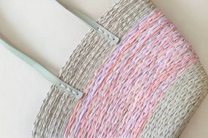 Работа Сумка из рафии на каркасе