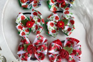 Набір бантики- резинки в садік ,бантики в школу маки 3 - Опис