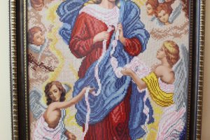 Образ Богородица, решает узлы - Описание