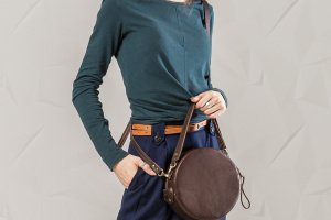 Коричнева Кругла Сумка З Натуральної Шкіри