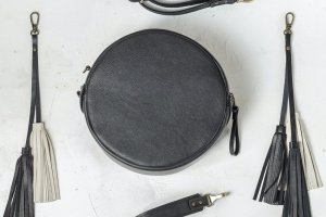 Коричневая Круглая Сумки из натуральной кожи - Описание